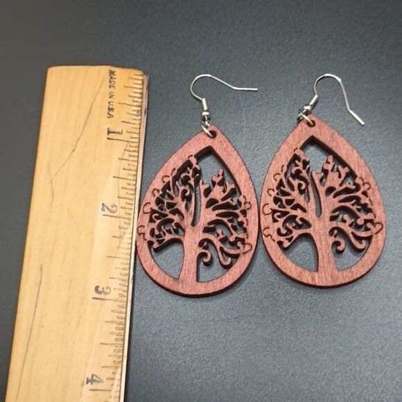 REDWOOD tree of life tier drop shape wooden earrings - Picture 4 of 4